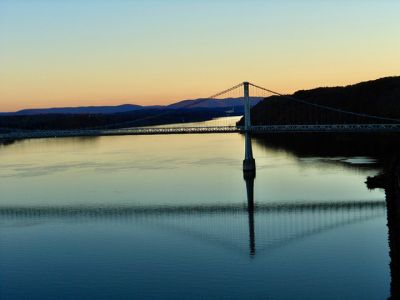ilene_schwartz-montesinos_view_of_the_mid_hudson_bridge_at_sunset
